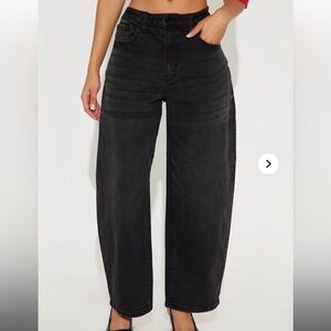 SHEIN Black Barrel Leg Jeans